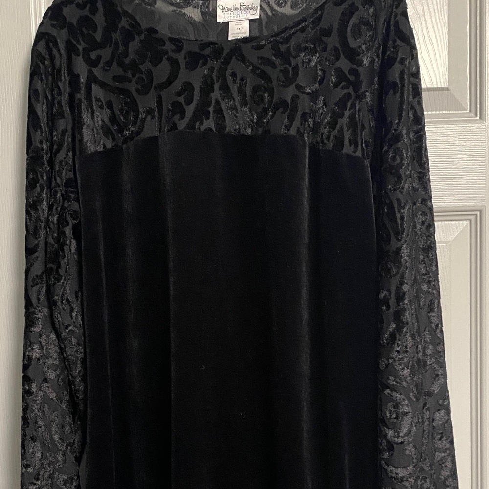 Y2K Goth Whimsy Chic Black Velvet Long Sleeved Maxi Dress
